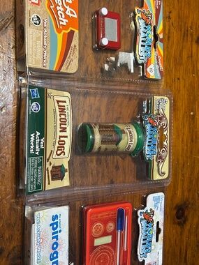 Lot of 3 World’s Smallest toys etch a sketch, Lincoln logs, Spirograph